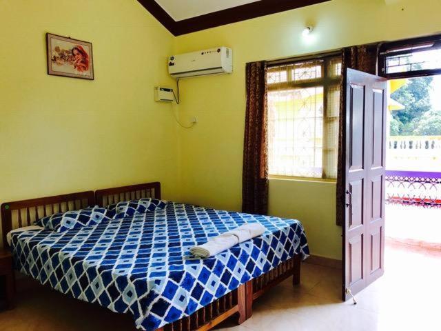 Lobo'S Guesthouse Cavelossim Dış mekan fotoğraf
